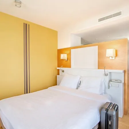 Itsas Mendia فندق