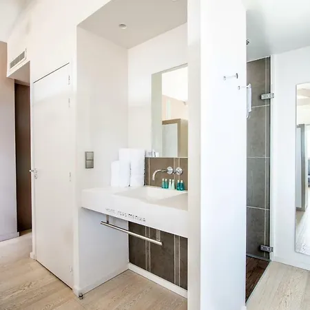 Itsas Mendia فندق