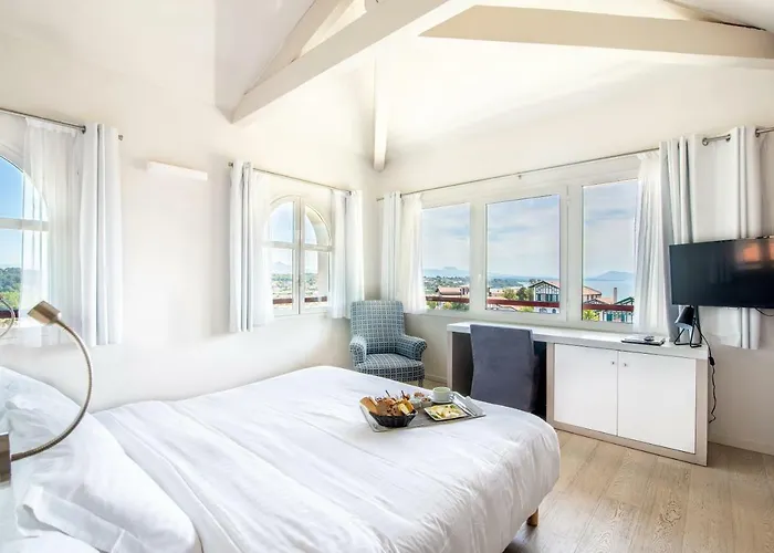 Hotel Itsas Mendia Bidart